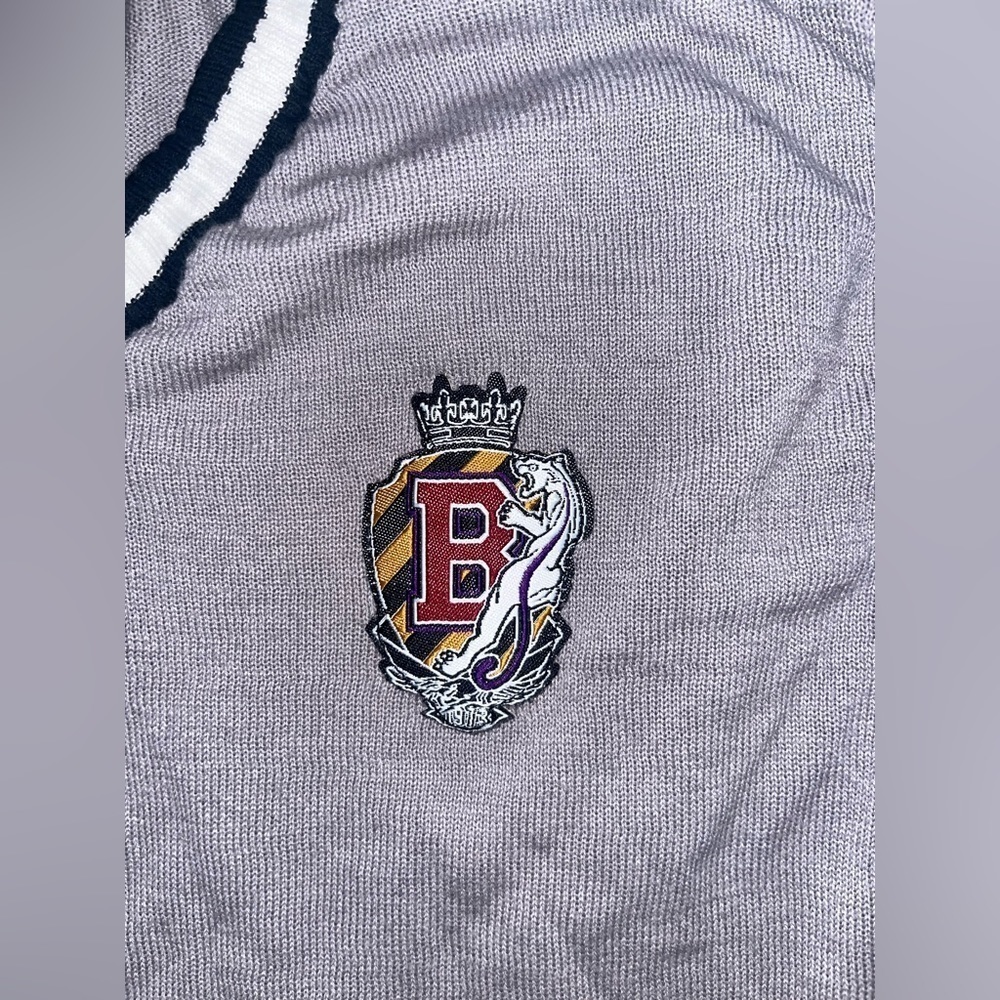 Women’s Buffalo VTG Knit Preppy -Logo -Crest Collegiate Sweater Vest -EUC Sz L - Picture 9 of 13